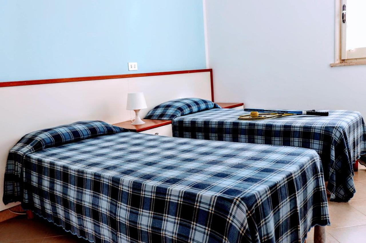 Camping Villaggio Santa Maria Di Leuca Гальяно-дель-Капо Экстерьер фото