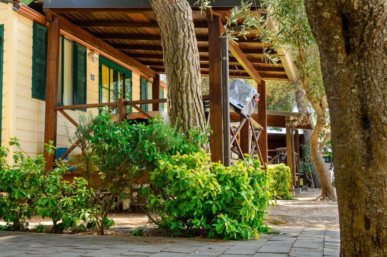 Camping Villaggio Santa Maria Di Leuca Гальяно-дель-Капо Экстерьер фото
