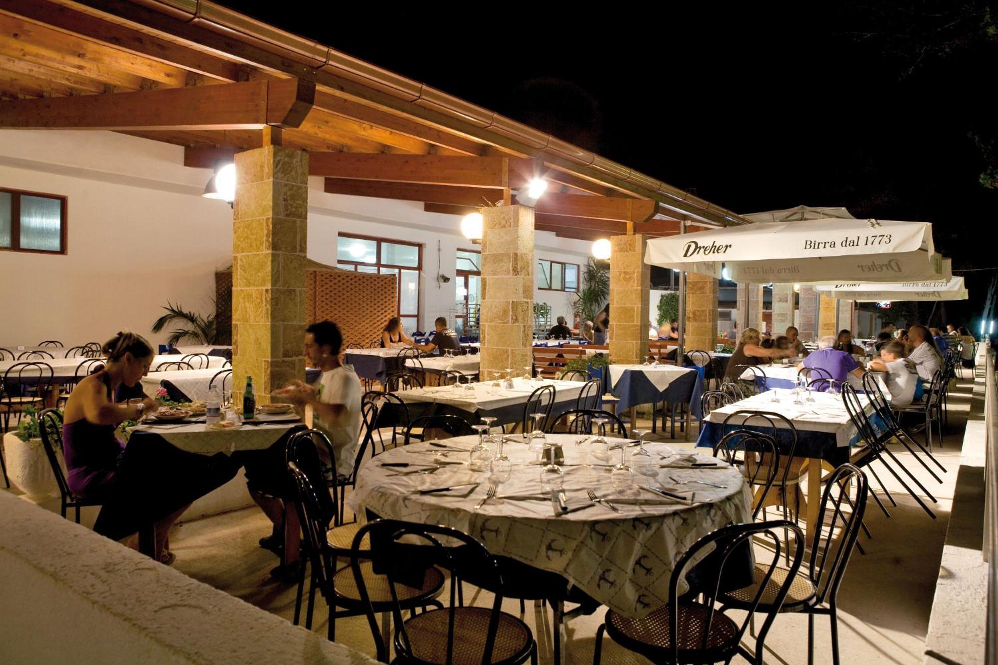 Camping Villaggio Santa Maria Di Leuca Гальяно-дель-Капо Экстерьер фото