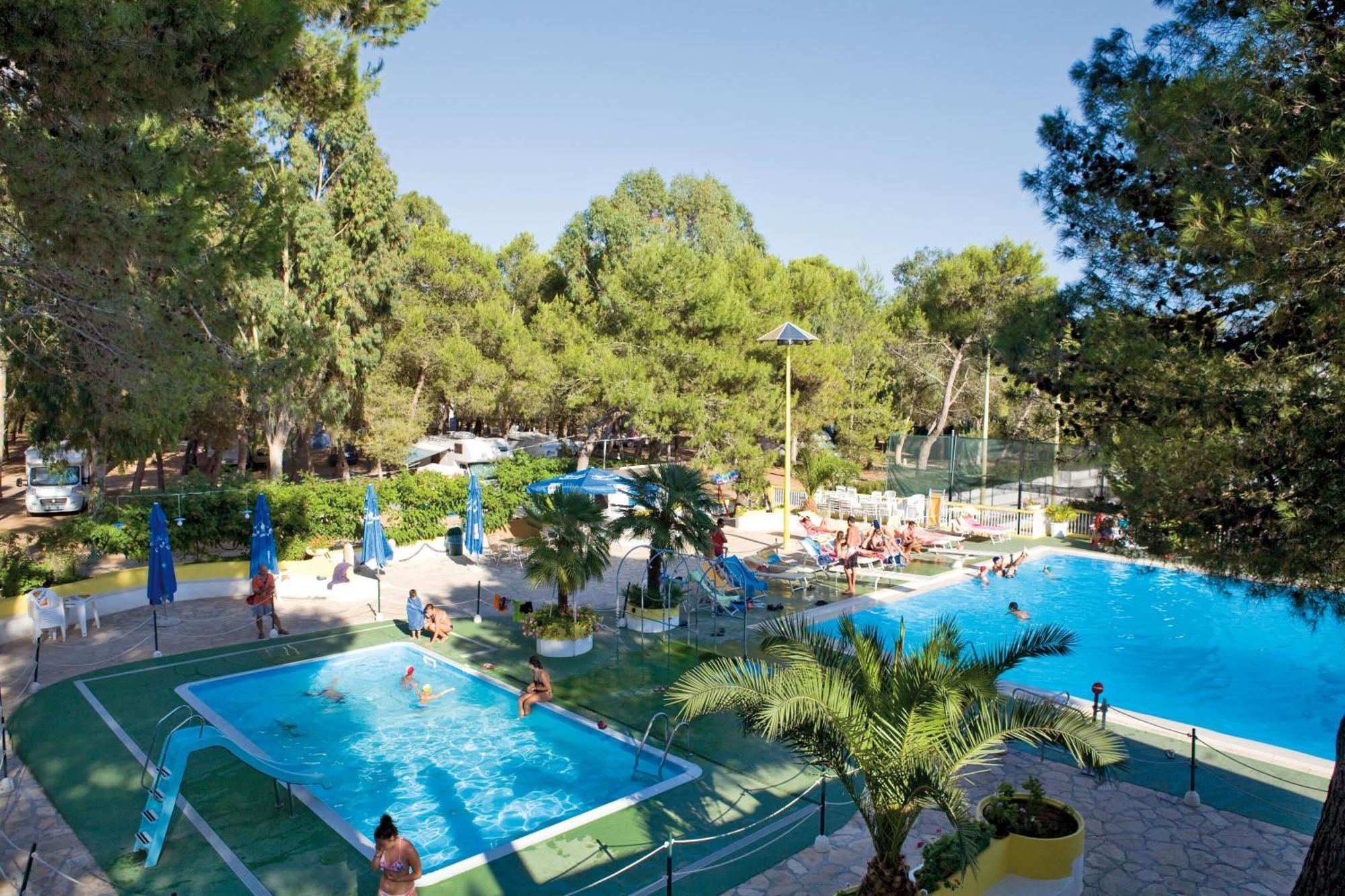Camping Villaggio Santa Maria Di Leuca Гальяно-дель-Капо Экстерьер фото