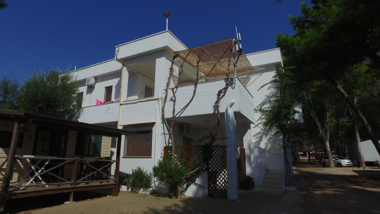 Camping Villaggio Santa Maria Di Leuca Гальяно-дель-Капо Экстерьер фото